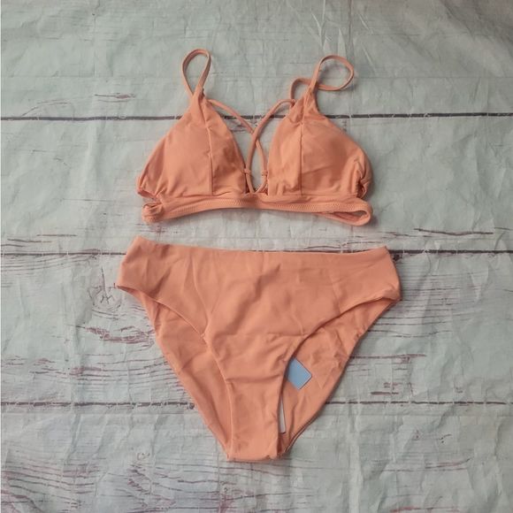 Cupshe Strappy Peach Bikini Set NWT Size Small
